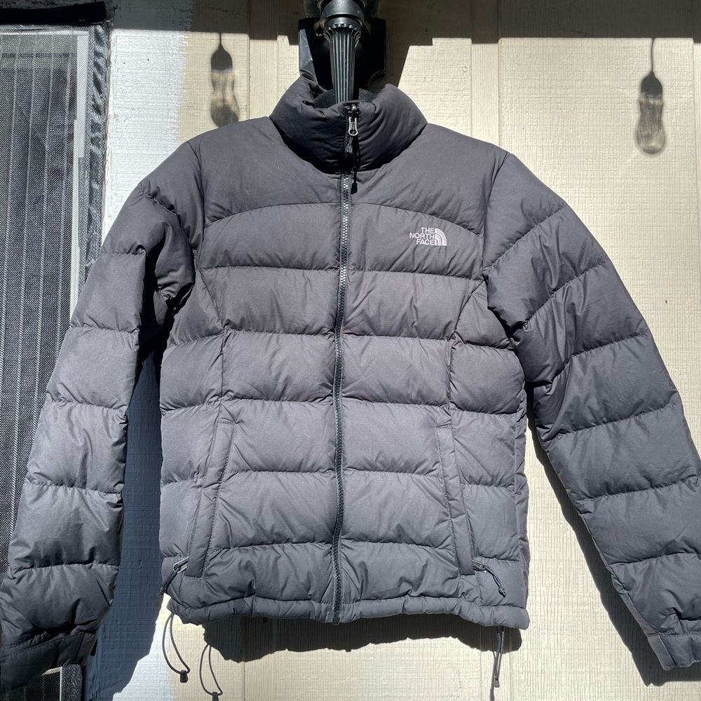 The North Face Black GOOSE DOWN Puffer Coat/Jacket, authentic GOOSE DOWN filling